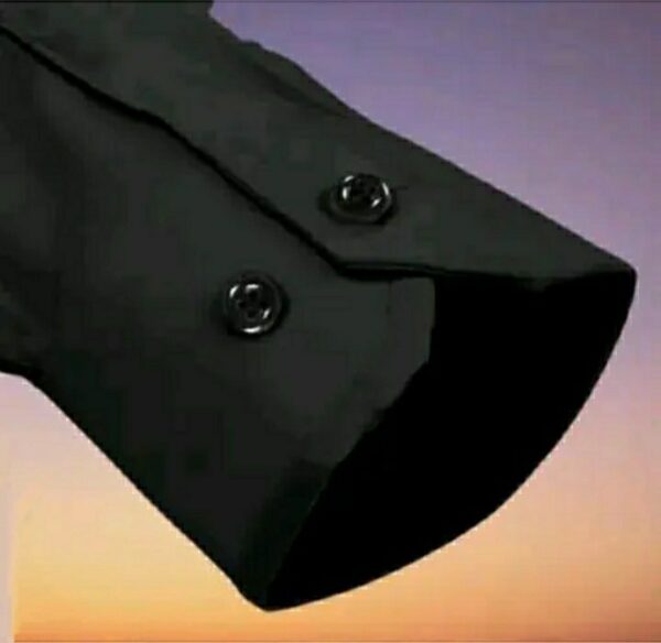 MAN REGULAR FIT SOLID COTTON SHIRT - Image 4