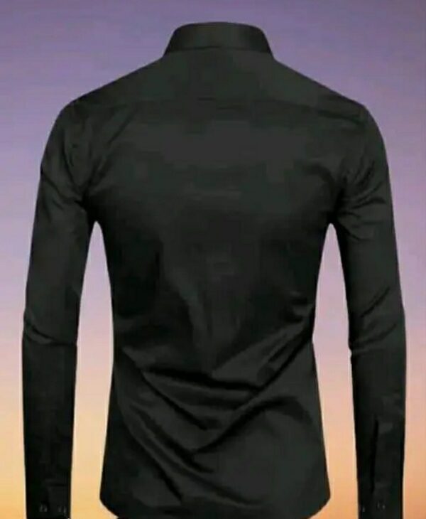 MAN REGULAR FIT SOLID COTTON SHIRT - Image 3