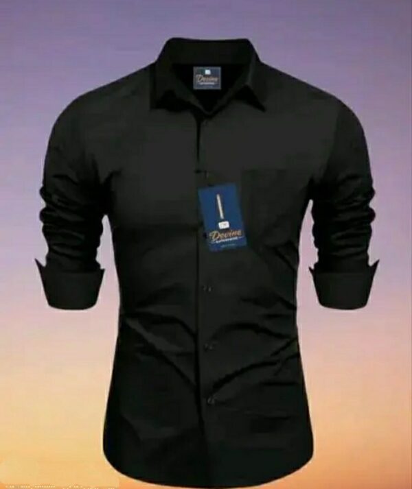 MAN REGULAR FIT SOLID COTTON SHIRT